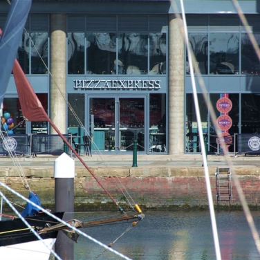 AVS34 Aluminium Glazed-In Louvres installed into commercial curtain wall screens.